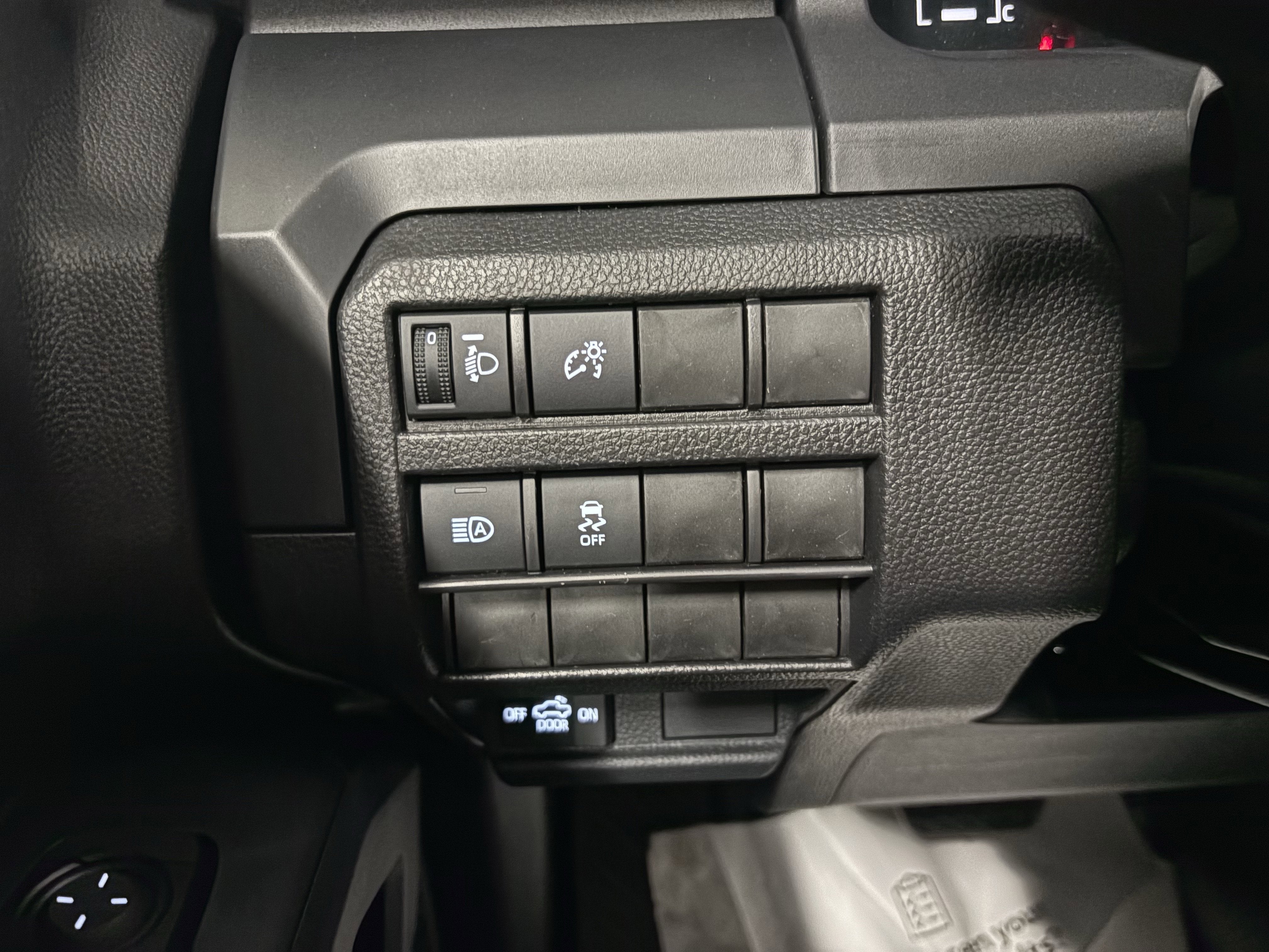 2026 Toyota Tacoma SR 4WD