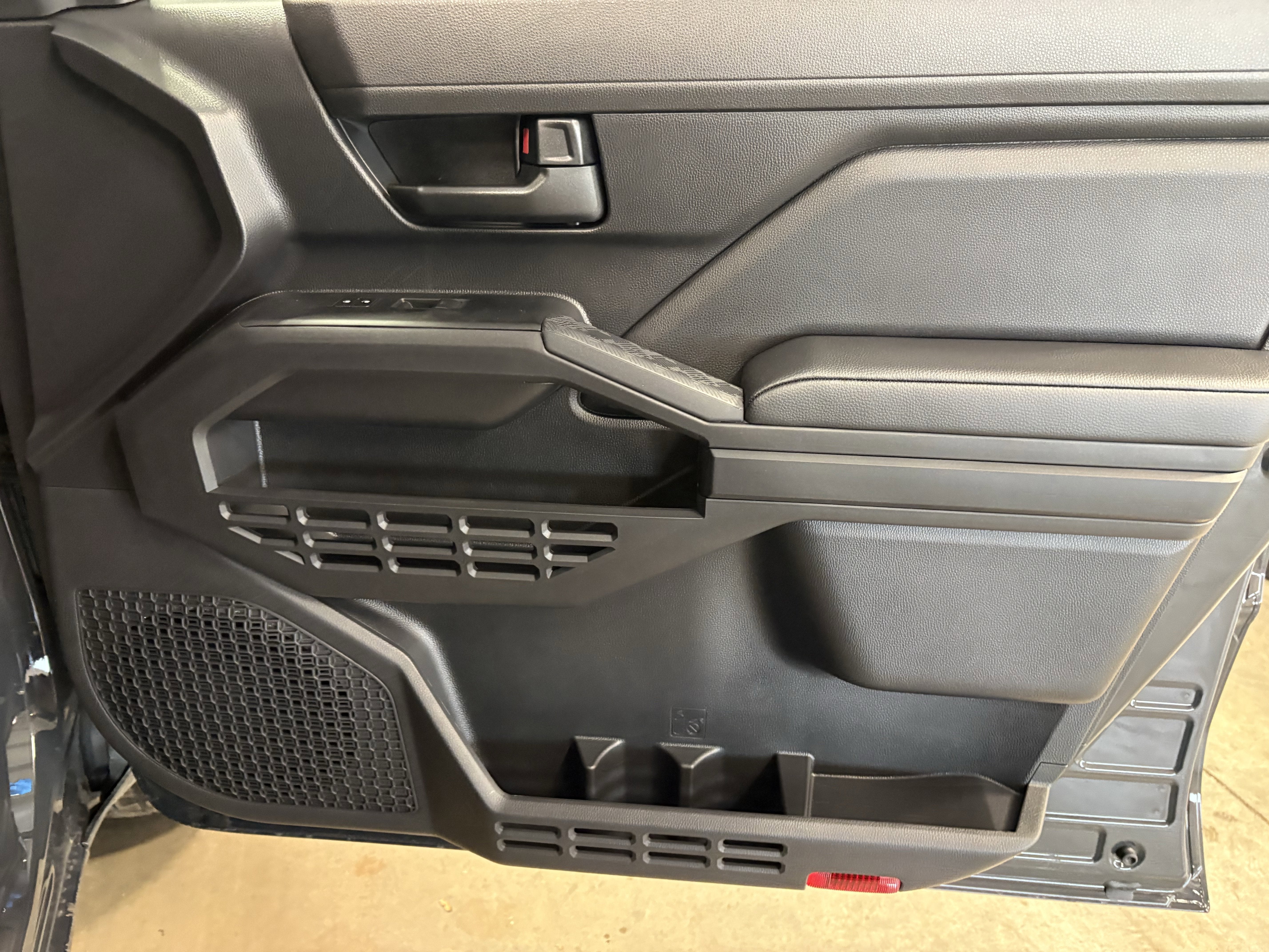 2026 Toyota Tacoma SR 4WD