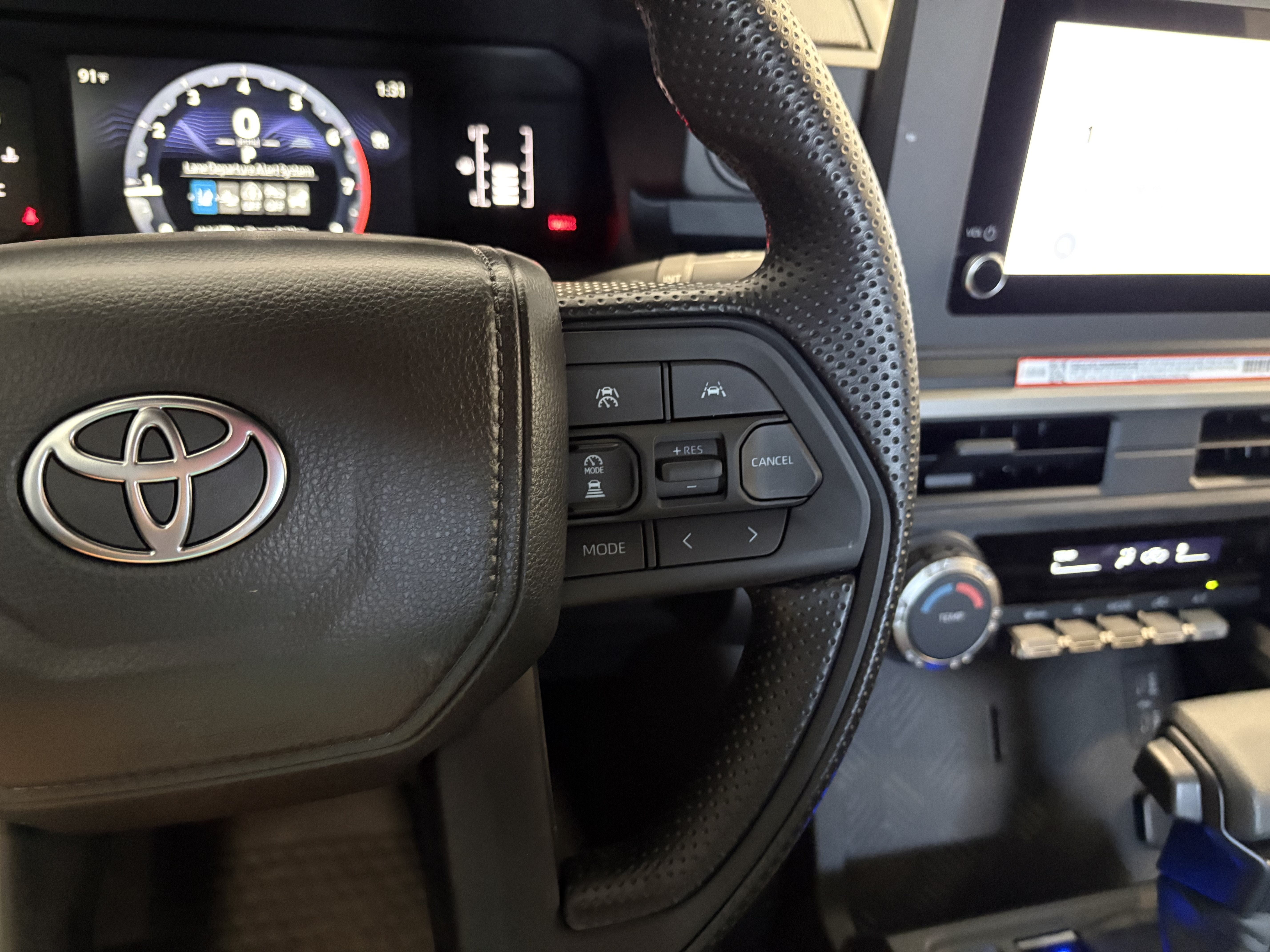 2026 Toyota Tacoma SR 4WD