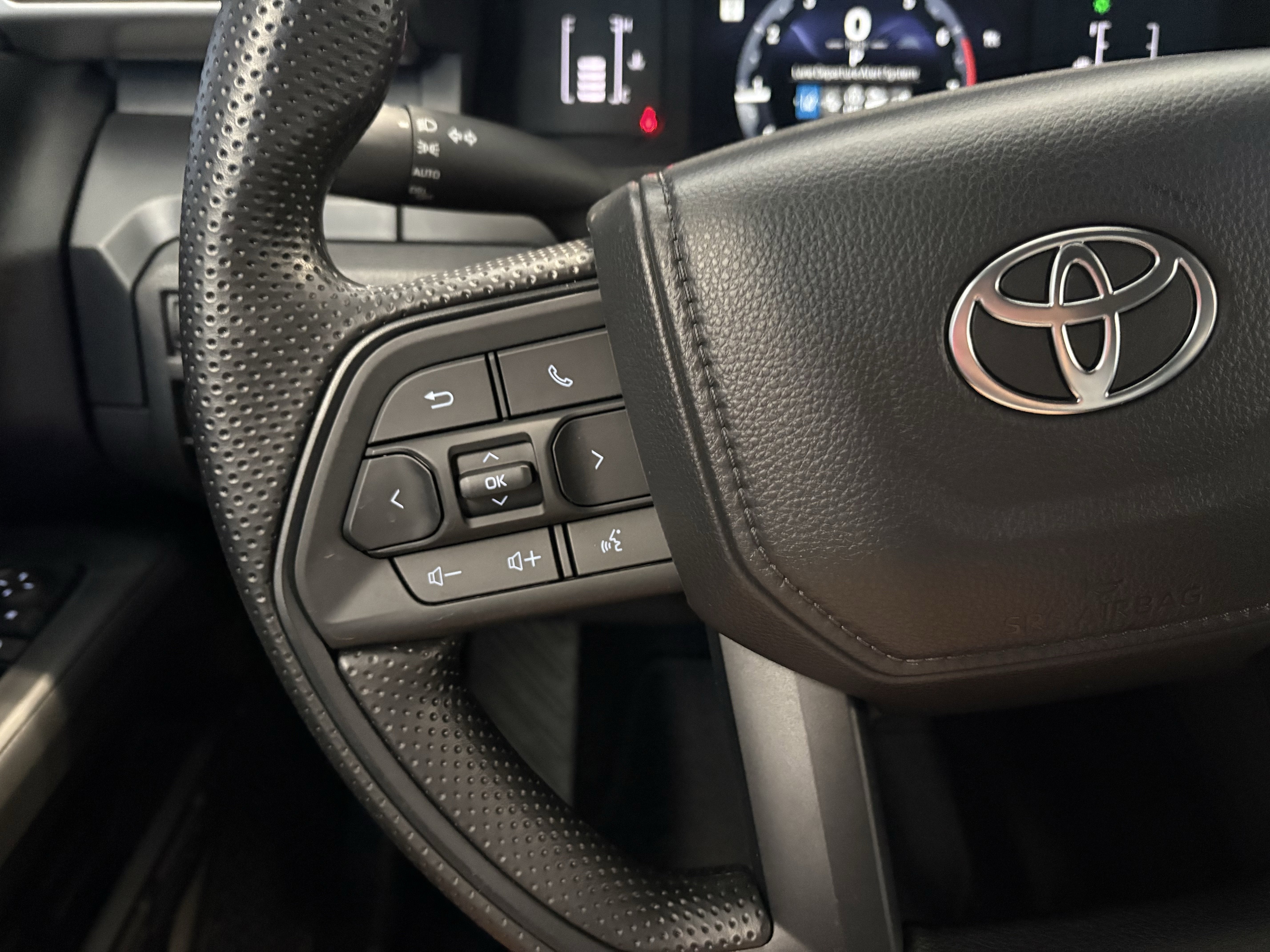 2026 Toyota Tacoma SR 4WD