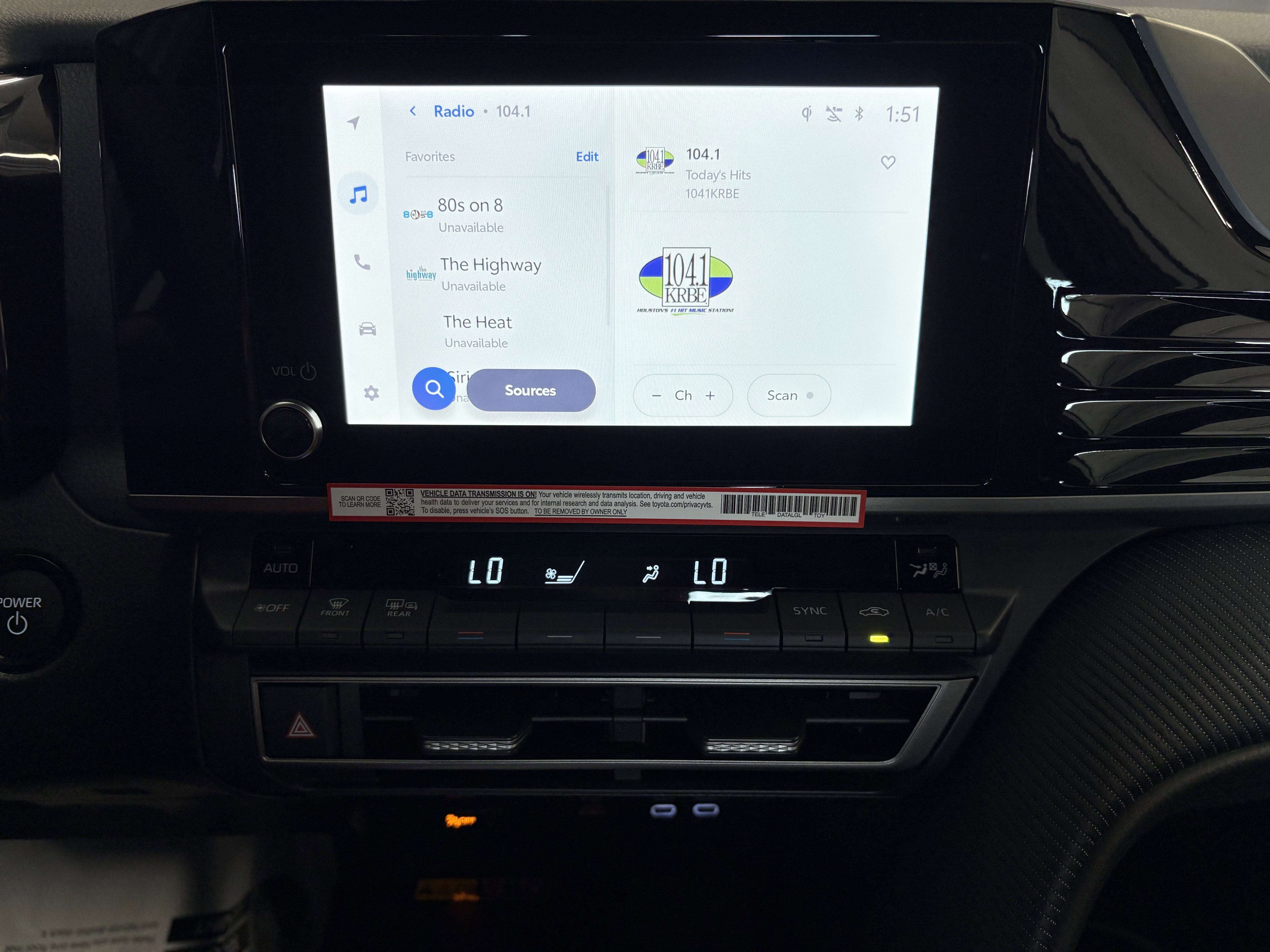 2026 Toyota Camry SE FWD