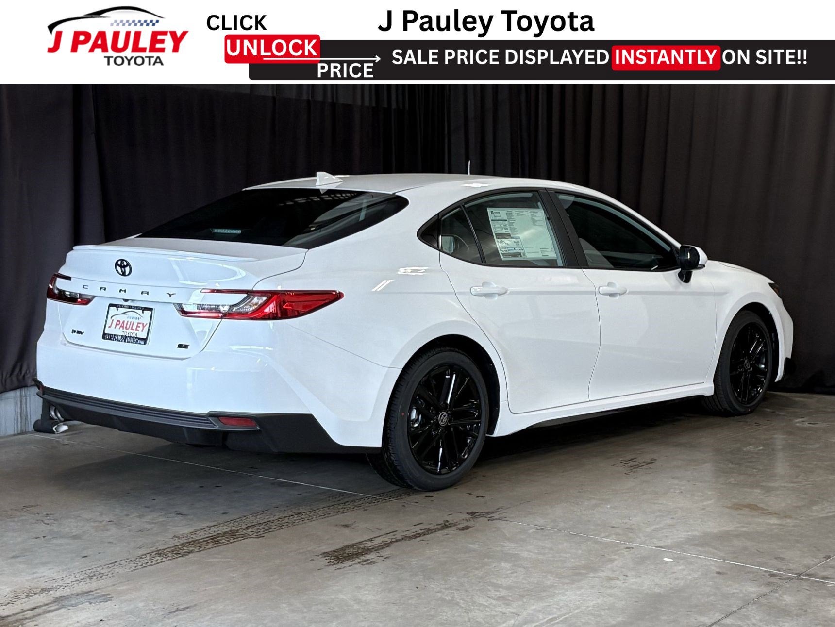 2026 Toyota Camry SE FWD