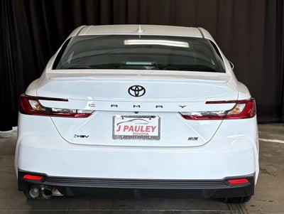2026 Toyota Camry SE FWD