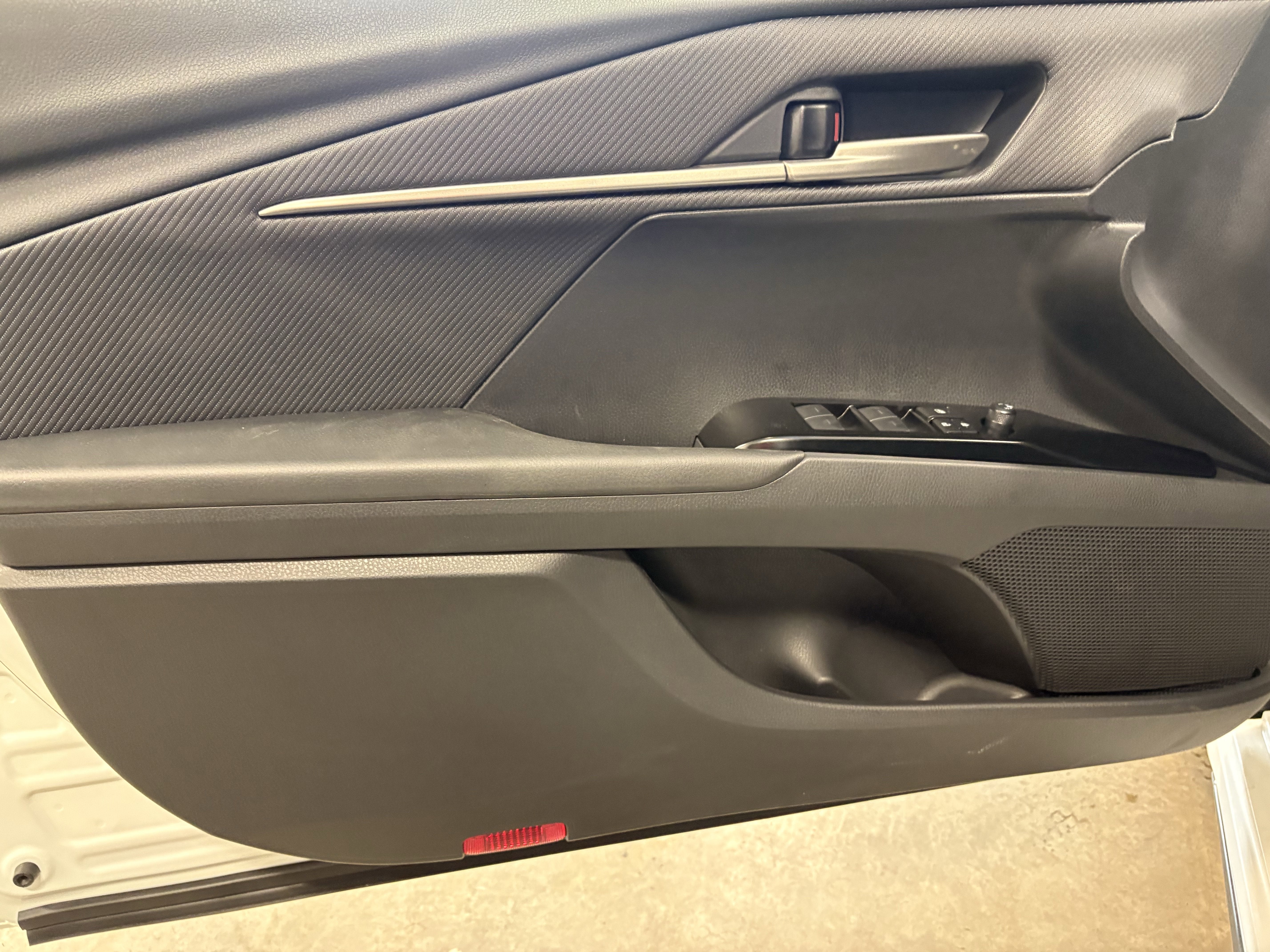 2026 Toyota Camry SE FWD