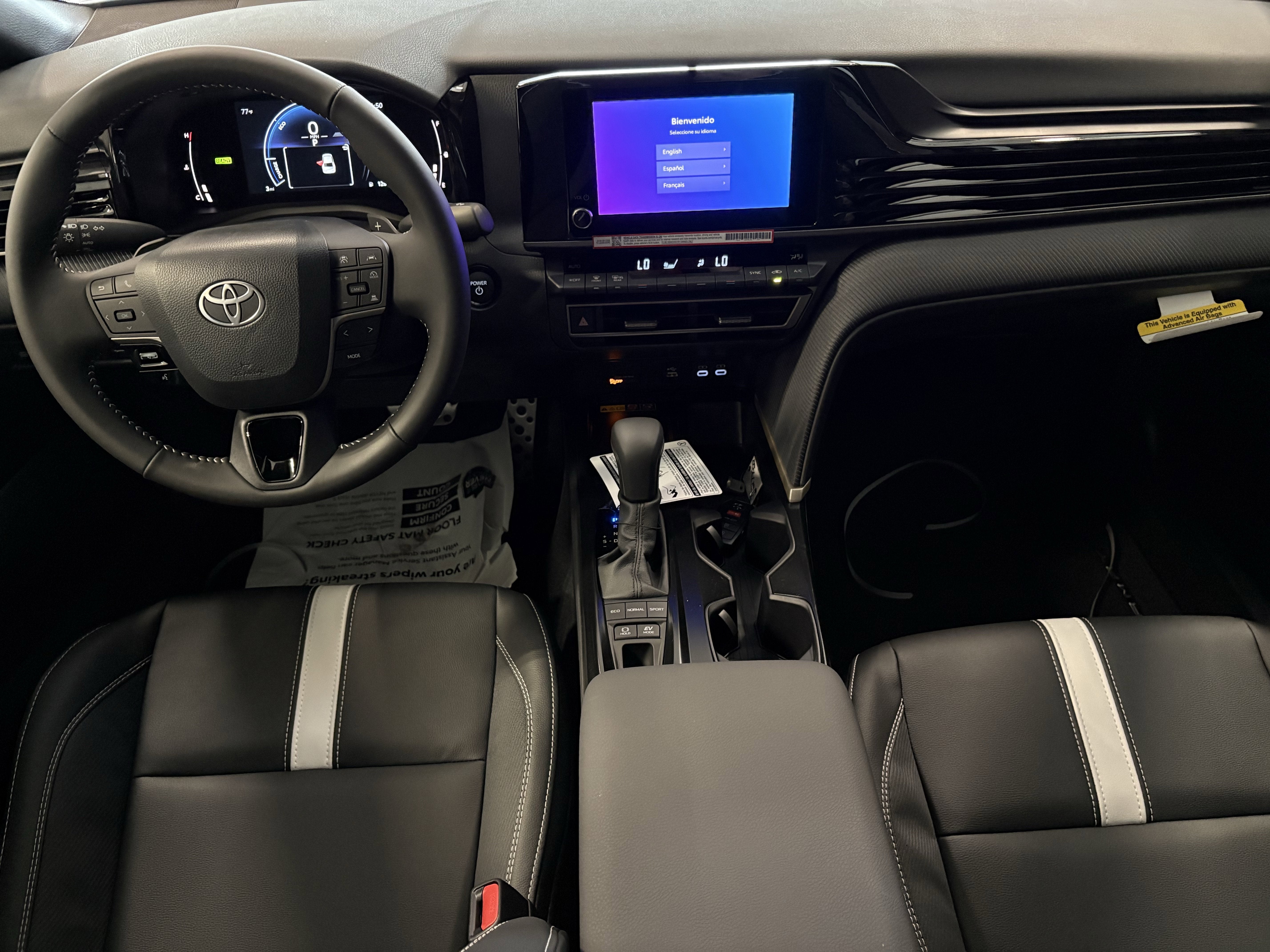 2026 Toyota Camry SE FWD