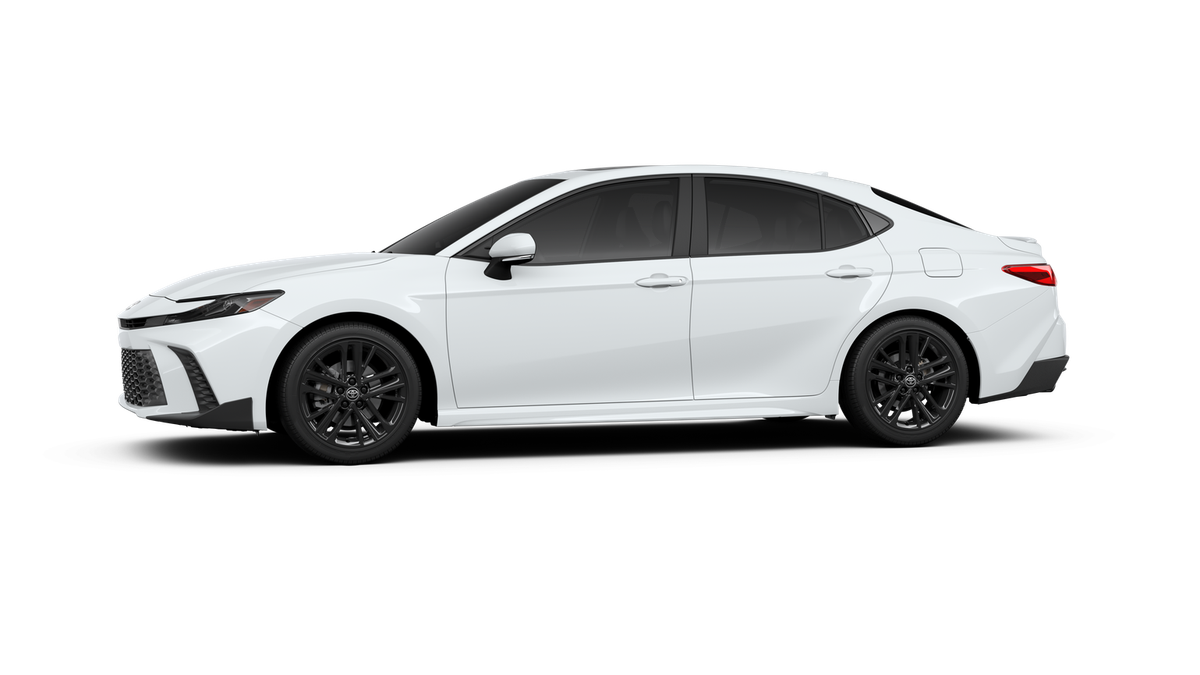 2026 Toyota Camry SE FWD