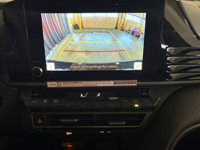 2026 Toyota Camry SE FWD