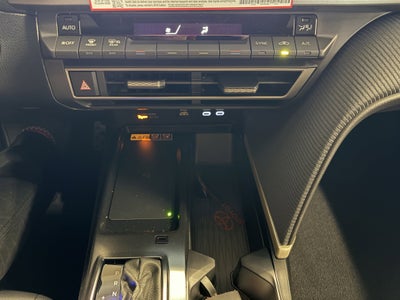 2026 Toyota Camry SE FWD