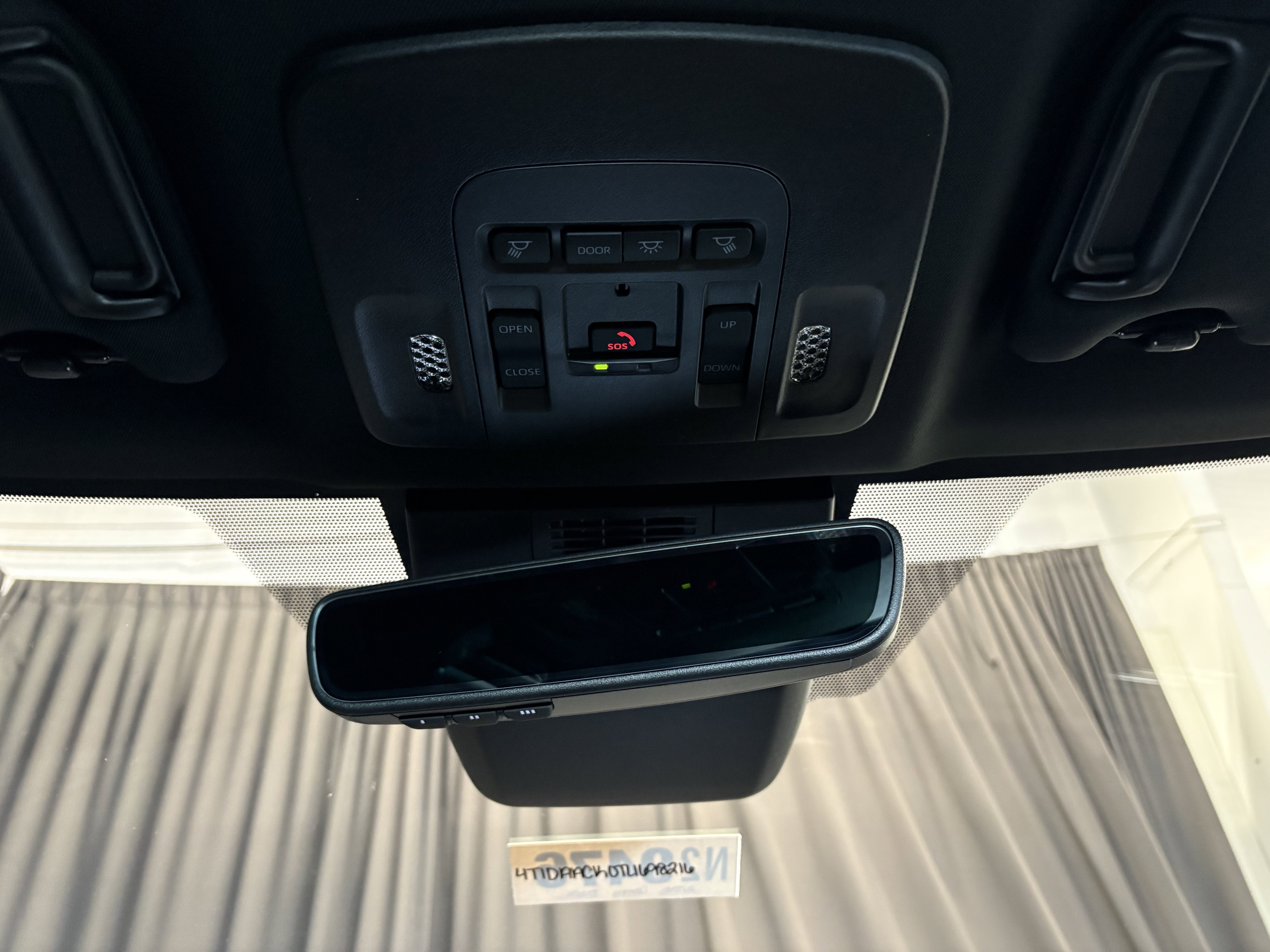 2026 Toyota Camry SE FWD