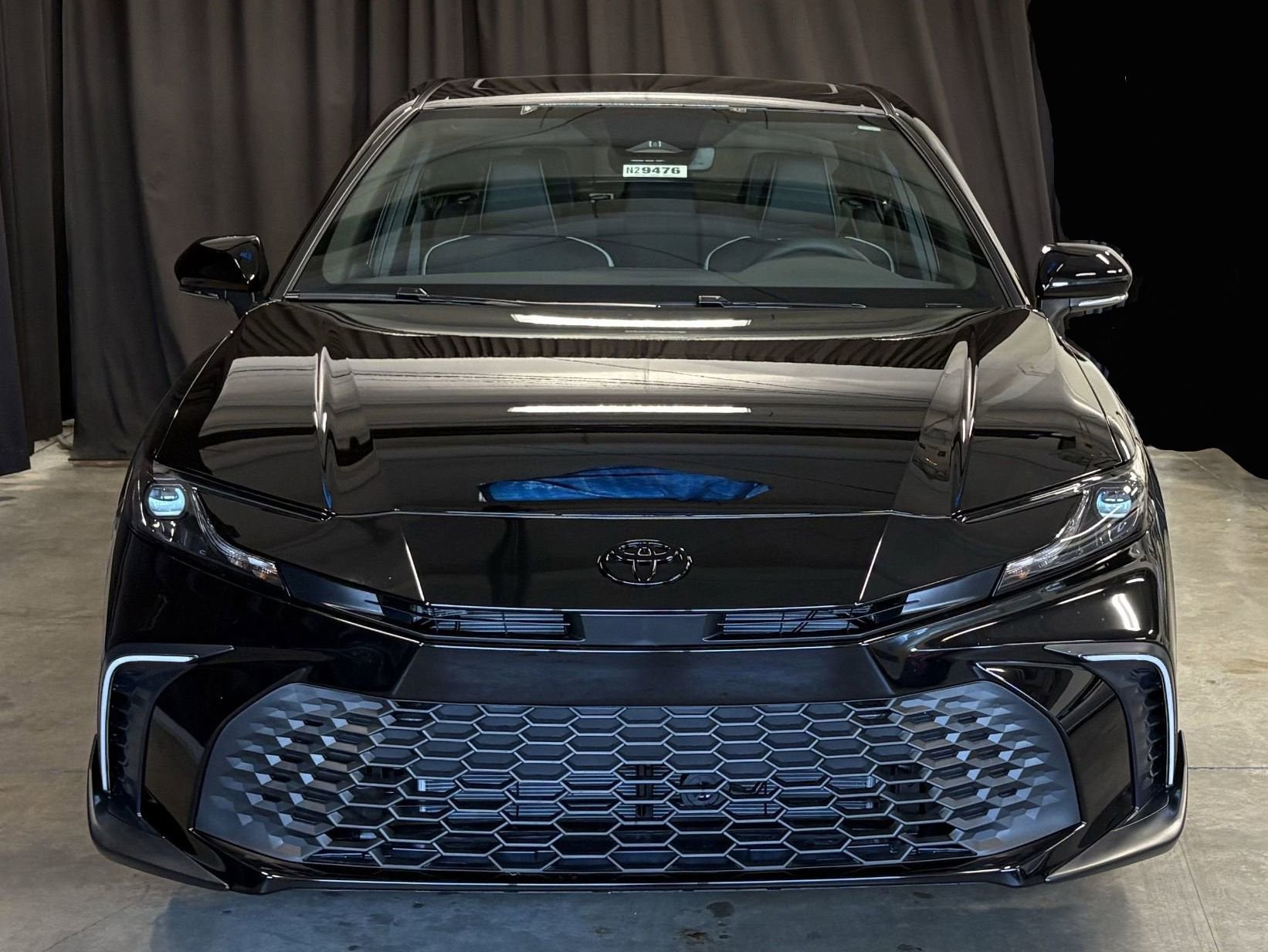 2026 Toyota Camry SE FWD