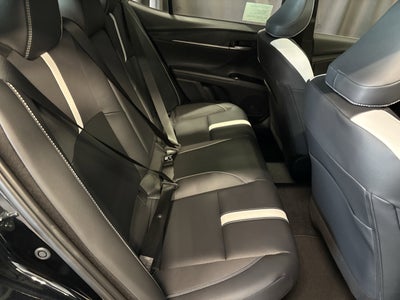 2026 Toyota Camry SE FWD