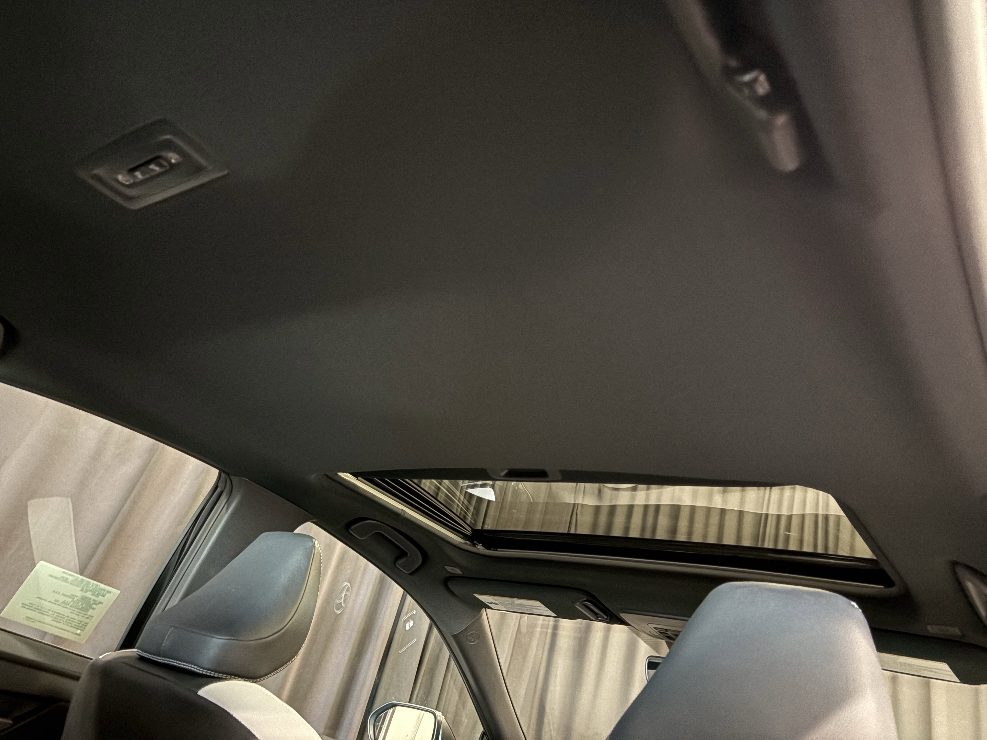 2026 Toyota Camry SE FWD