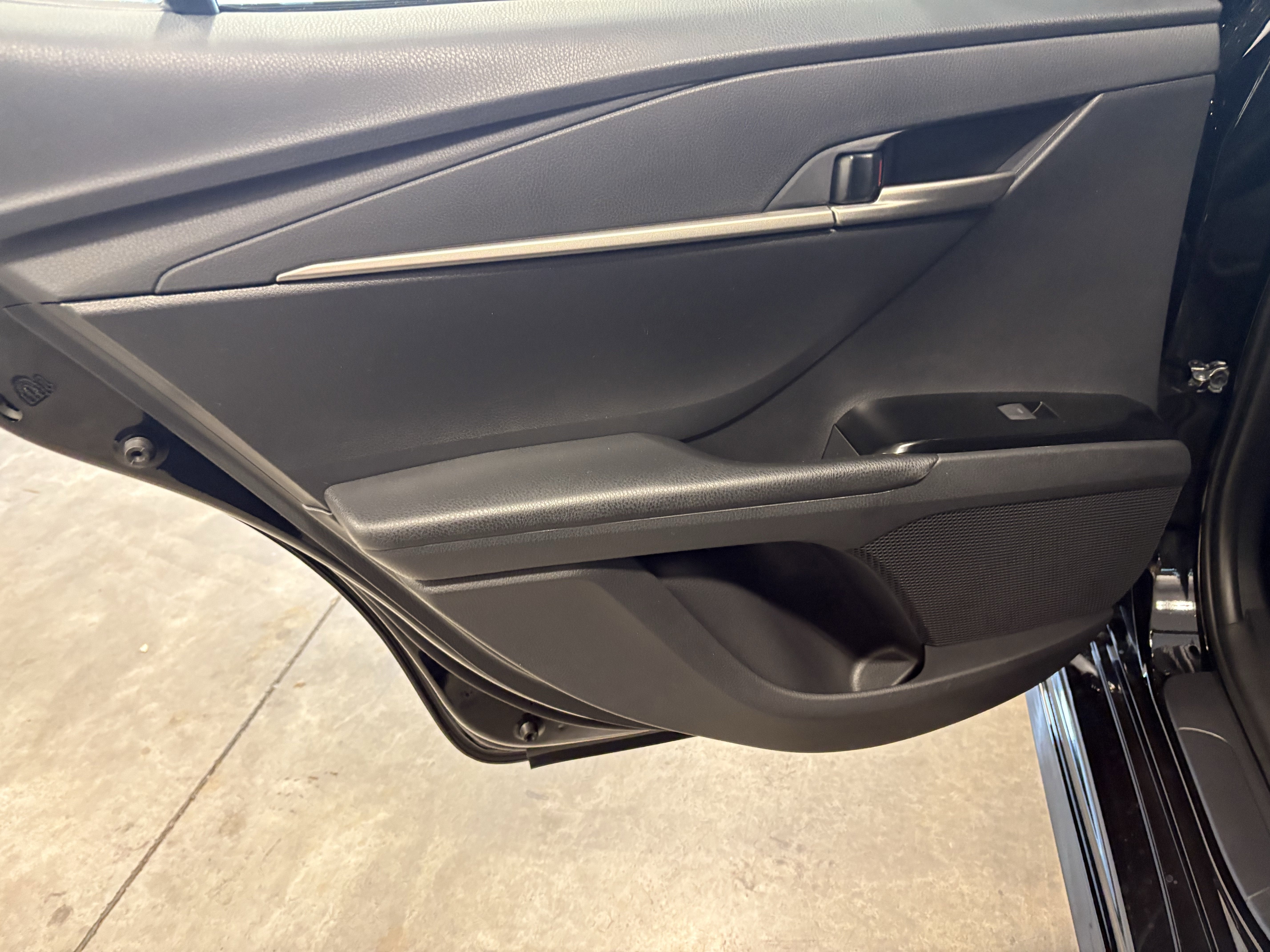 2026 Toyota Camry SE FWD