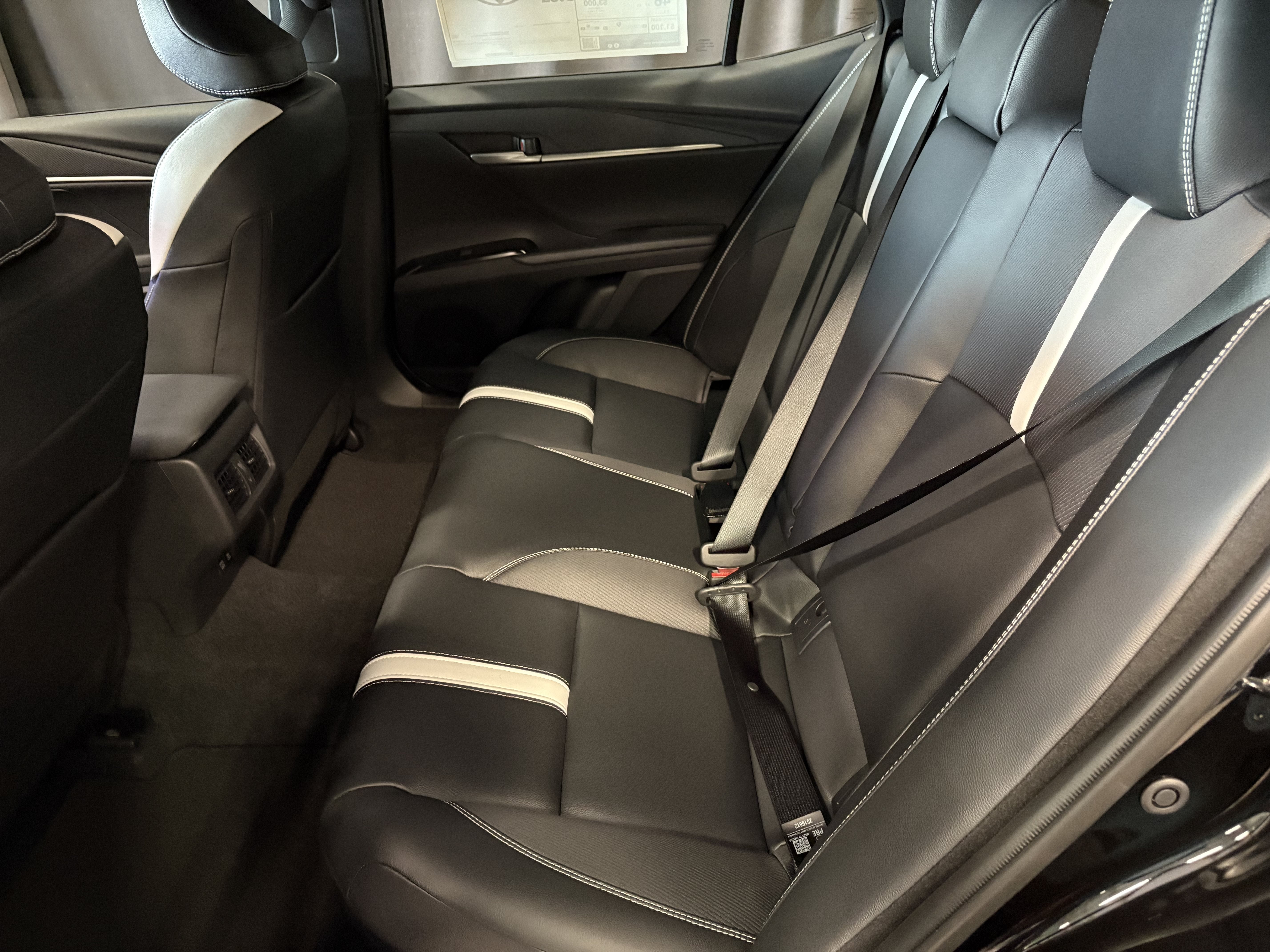 2026 Toyota Camry SE FWD