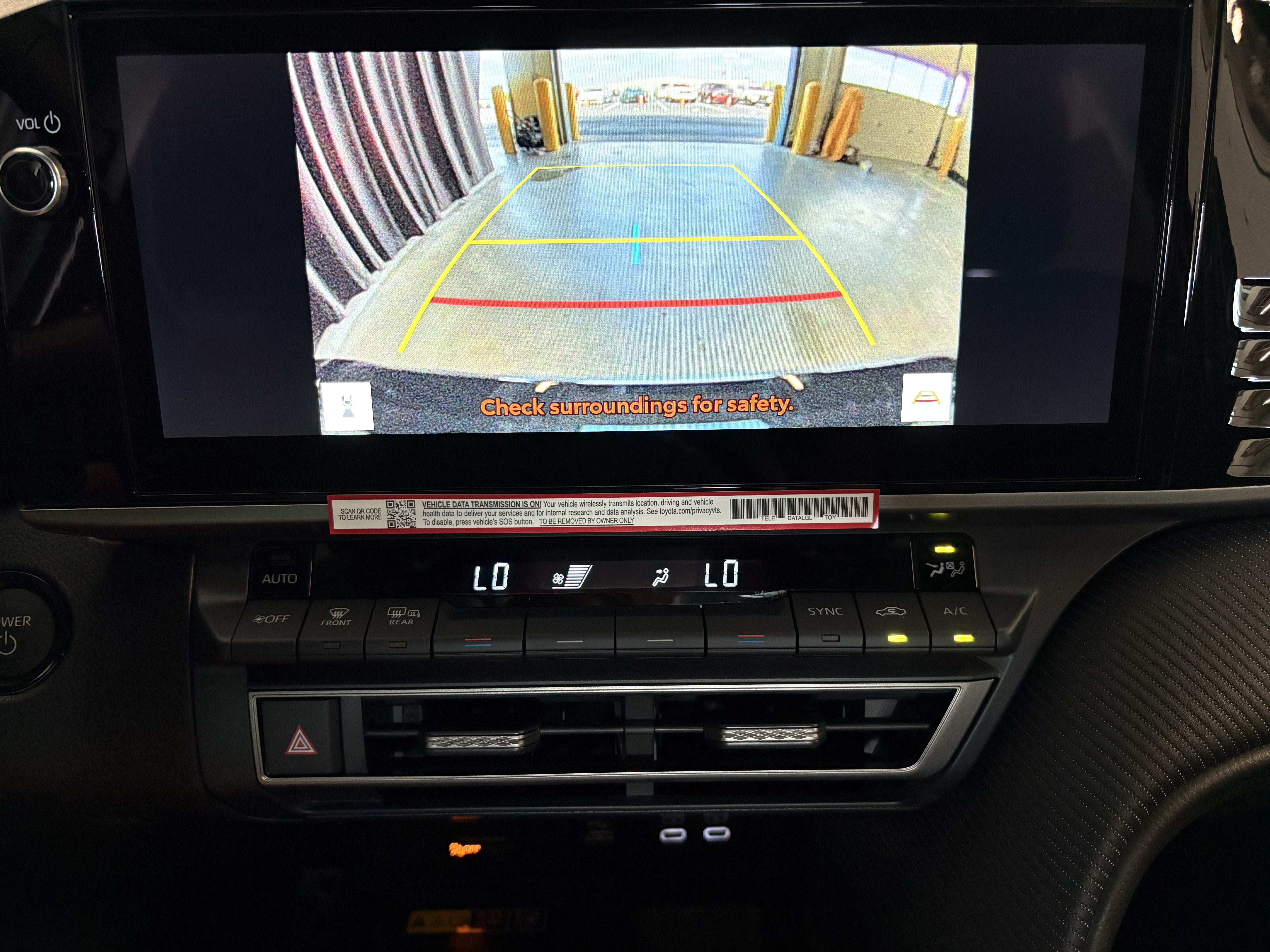 2026 Toyota Camry SE FWD