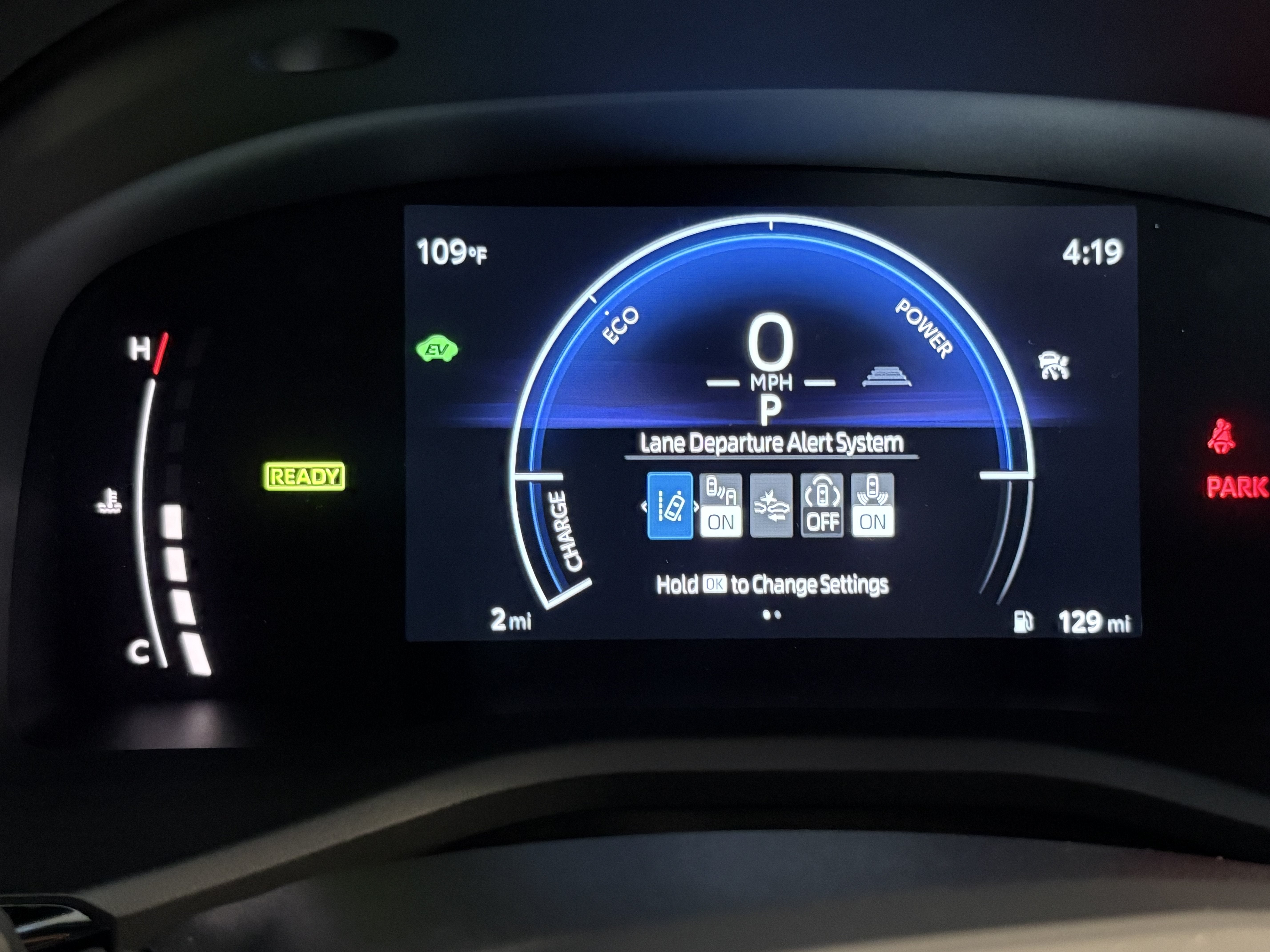 2026 Toyota Camry SE FWD
