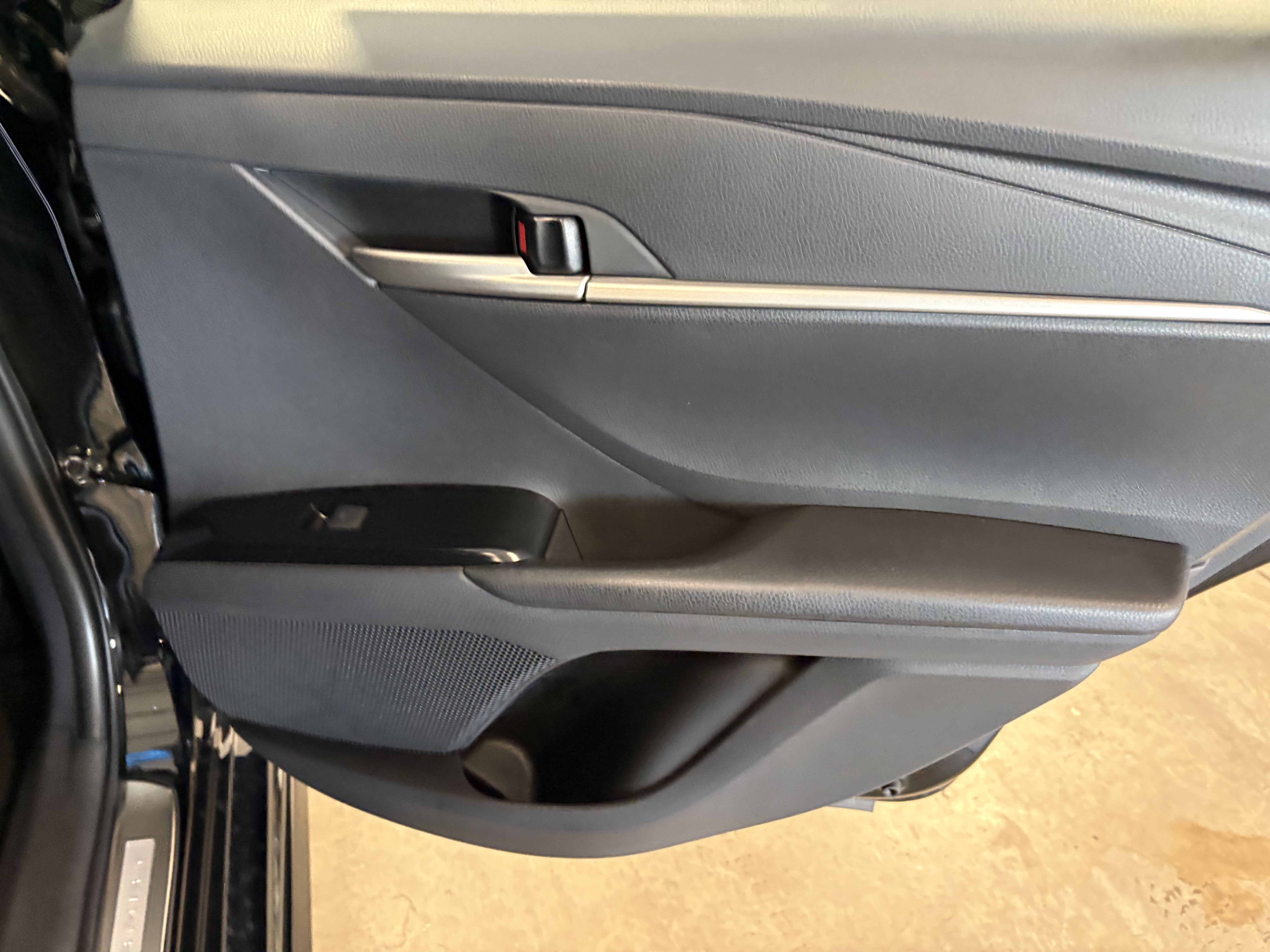 2026 Toyota Camry SE FWD