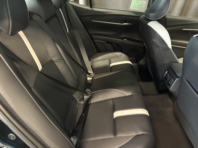 2026 Toyota Camry SE FWD
