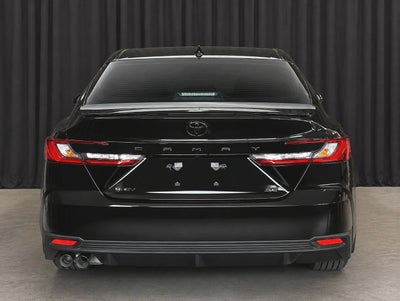 2026 Toyota Camry SE FWD