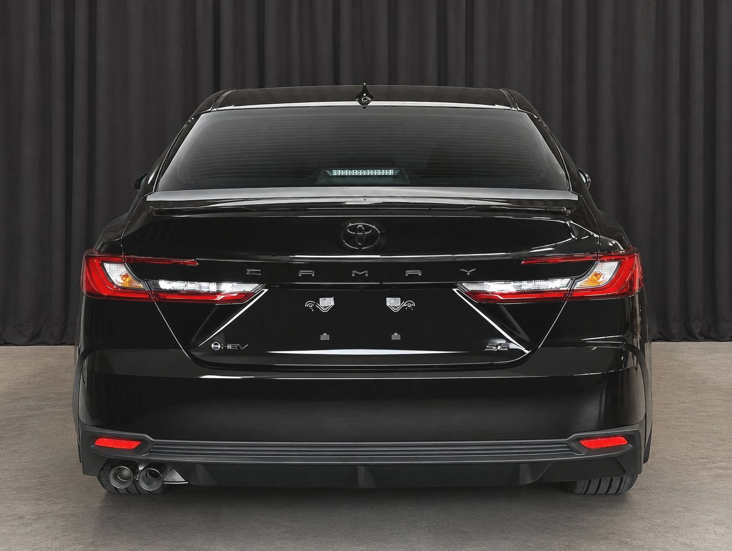 2026 Toyota Camry SE FWD