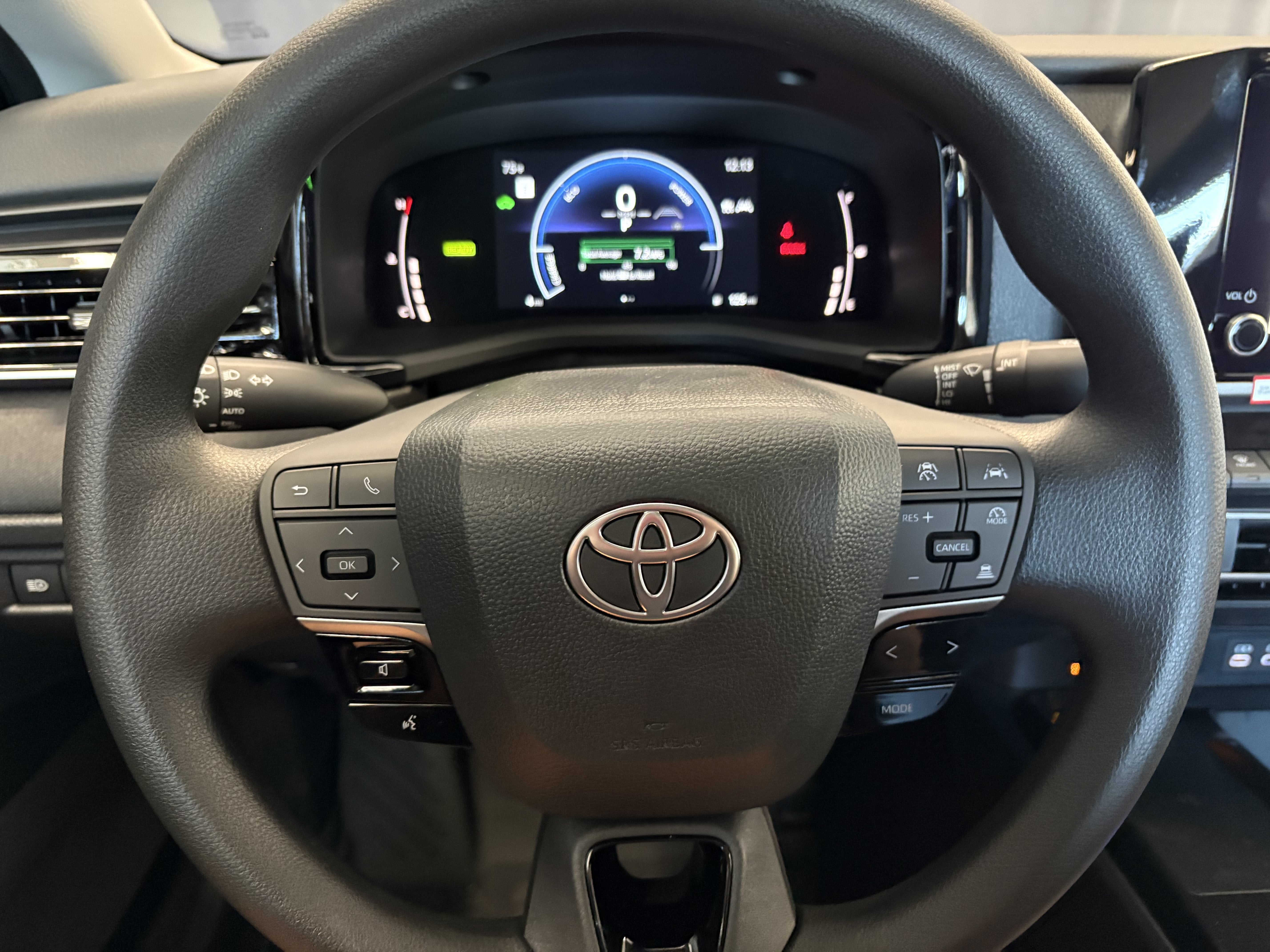 2026 Toyota Camry LE FWD