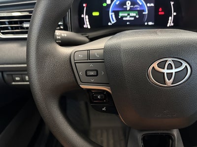 2026 Toyota Camry LE FWD