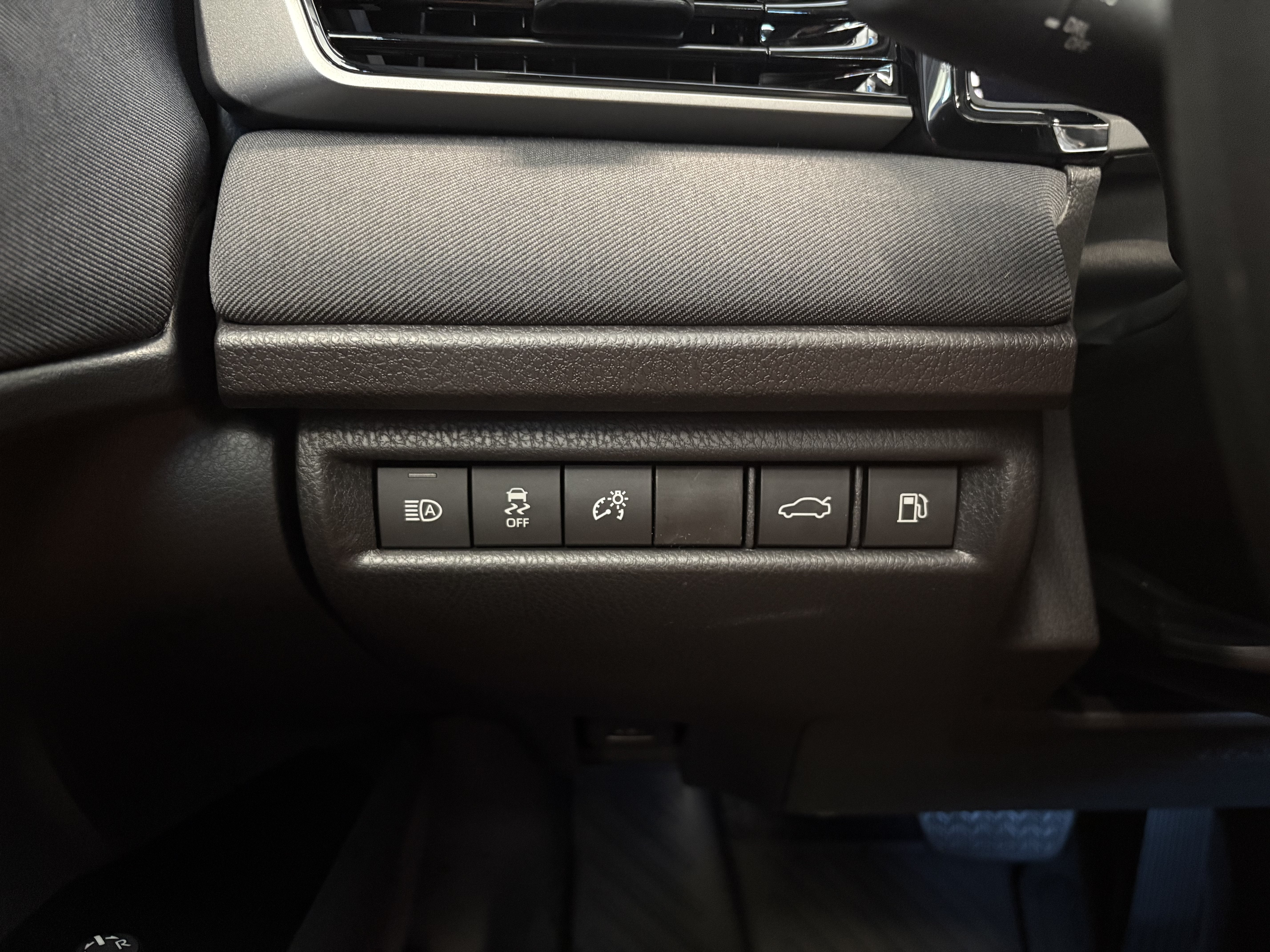 2026 Toyota Camry LE FWD