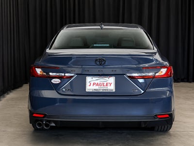 2026 Toyota Camry SE FWD