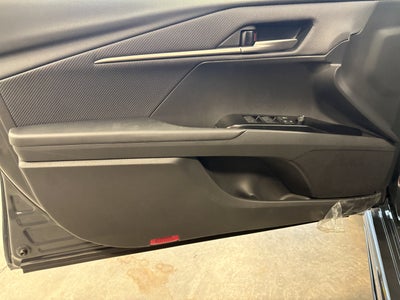 2026 Toyota Camry SE FWD
