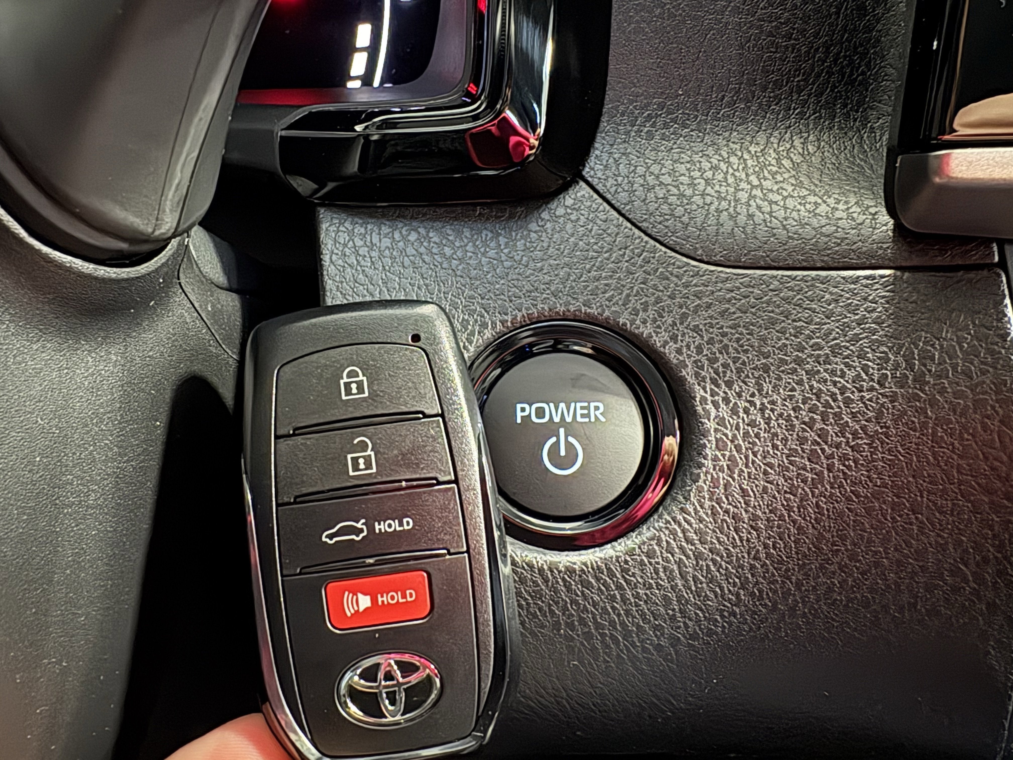 2026 Toyota Camry LE FWD