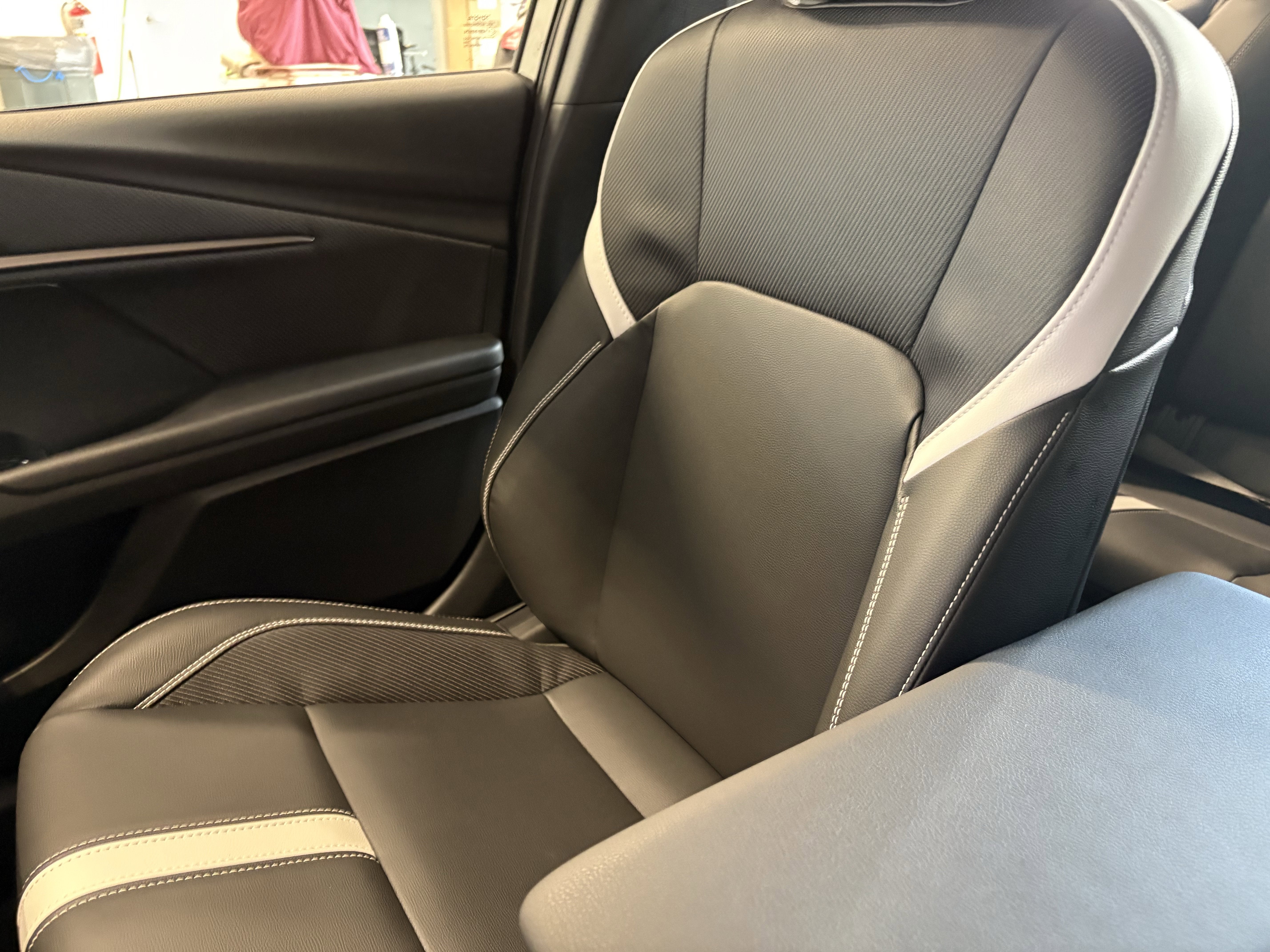 2026 Toyota Camry SE FWD