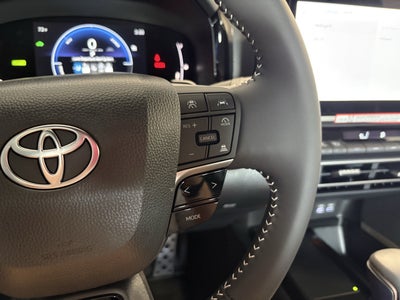 2026 Toyota Camry SE FWD