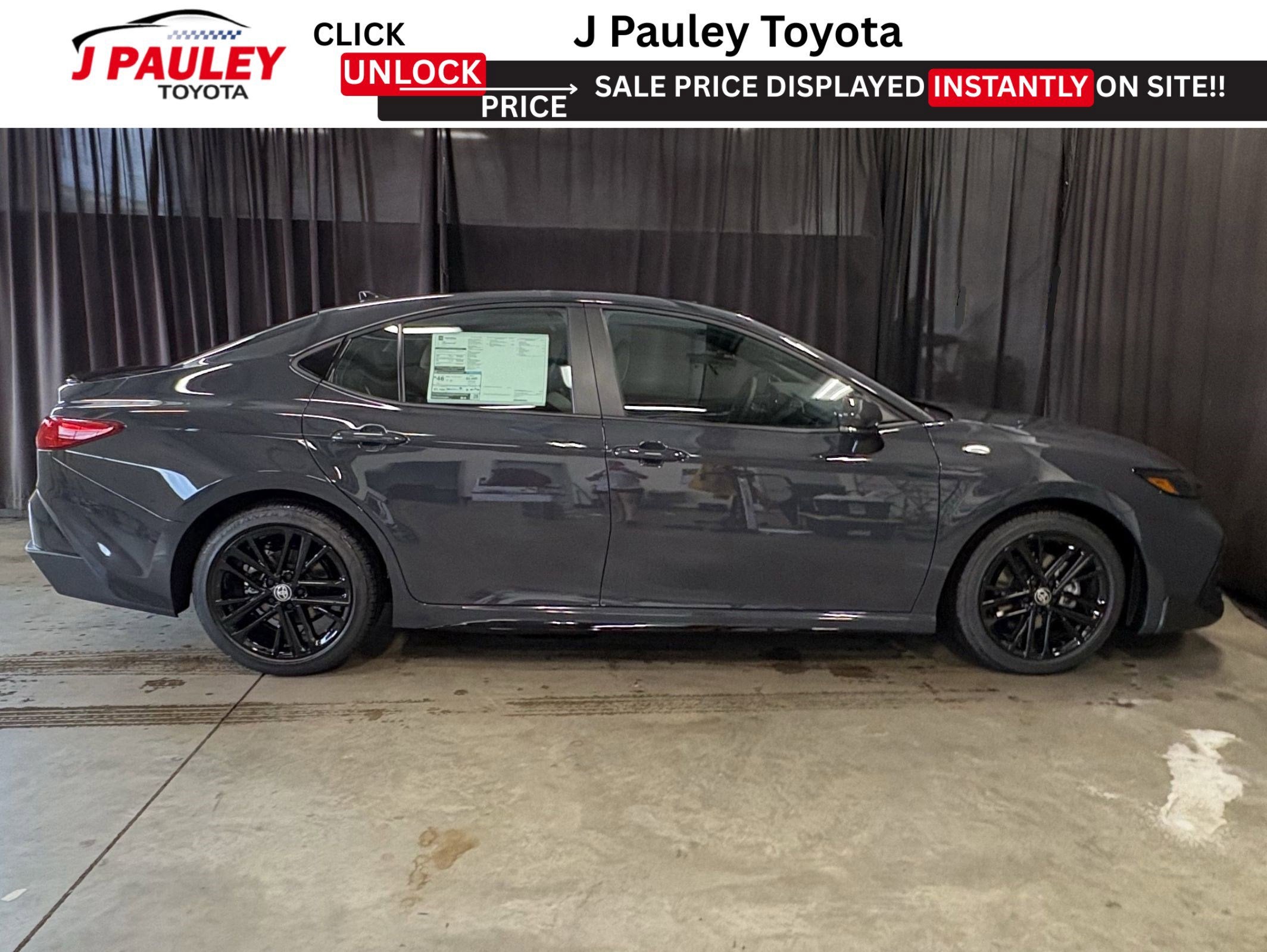 2026 Toyota Camry SE FWD