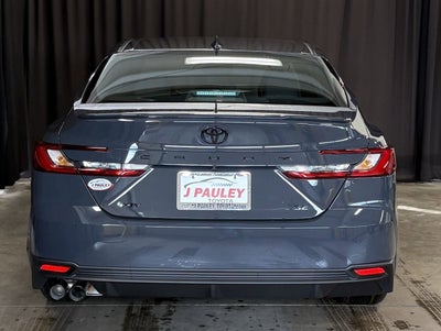 2026 Toyota Camry SE FWD