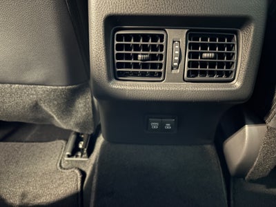 2026 Toyota Camry SE FWD