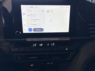 2026 Toyota Camry SE FWD