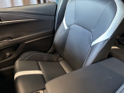 2026 Toyota Camry SE FWD