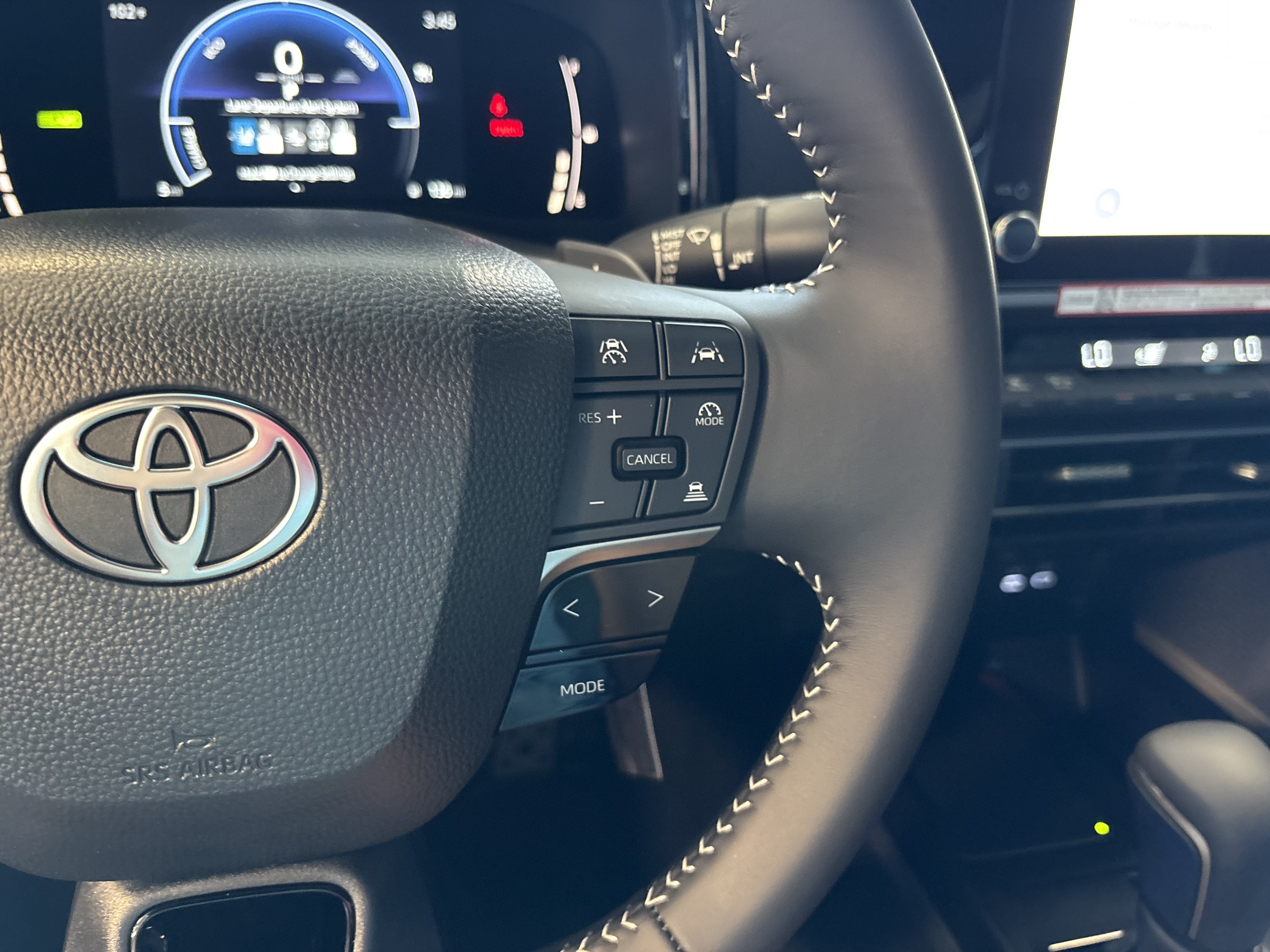2026 Toyota Camry SE FWD