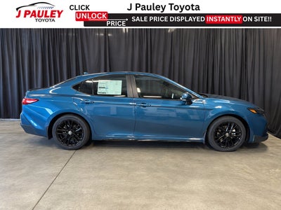 2026 Toyota Camry SE FWD