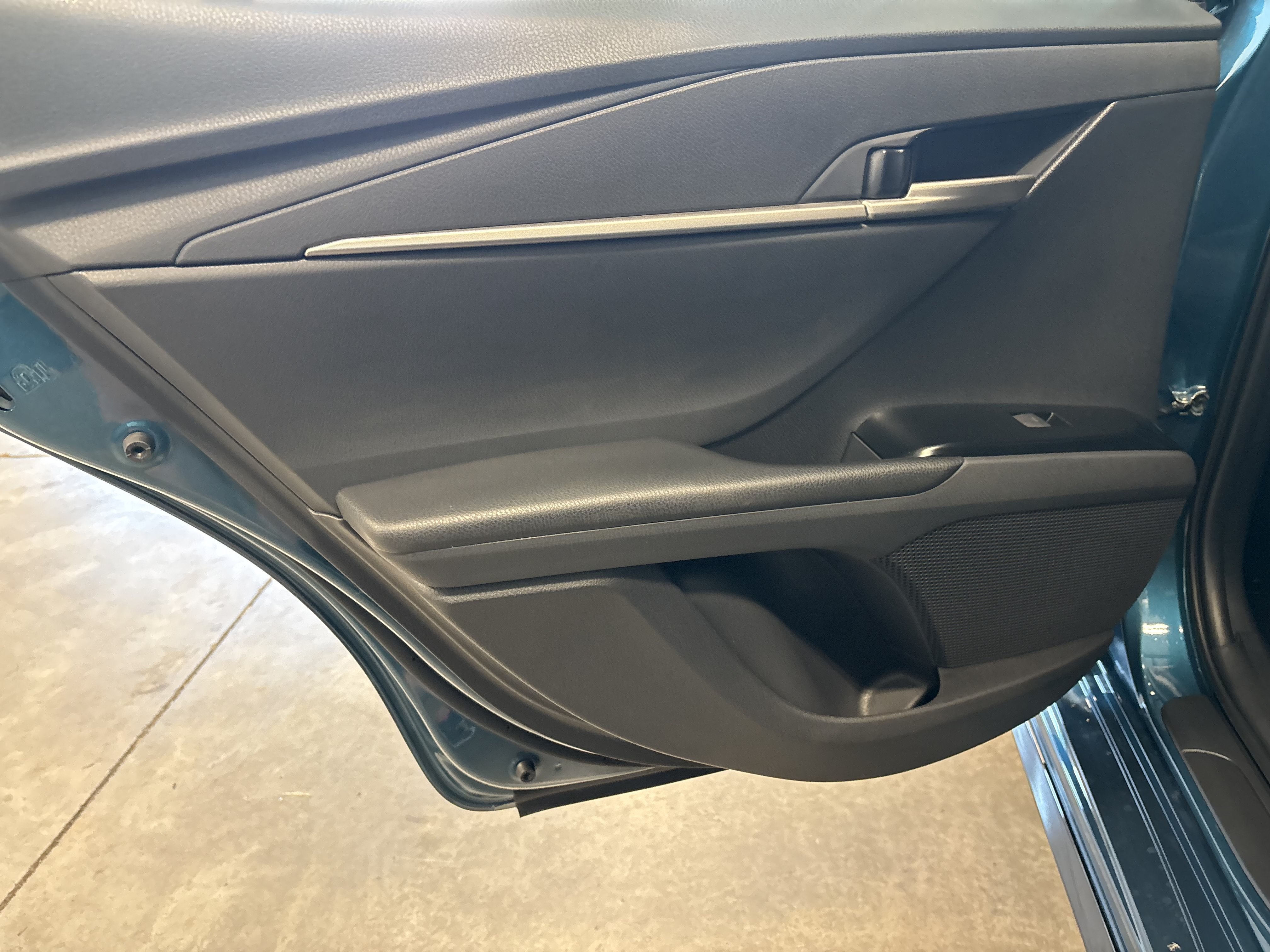 2026 Toyota Camry SE FWD