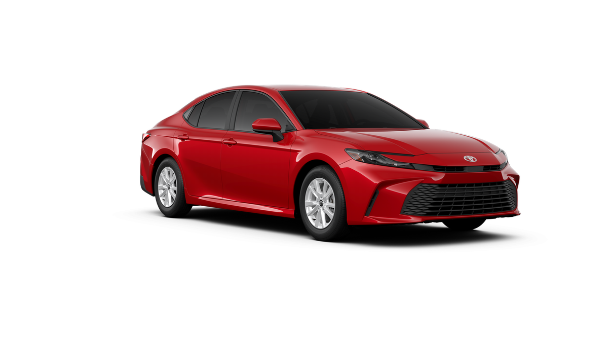 2026 Toyota Camry LE FWD
