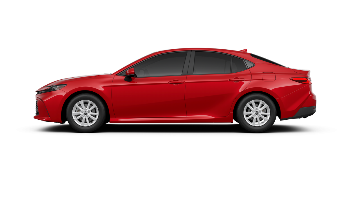 2026 Toyota Camry LE FWD