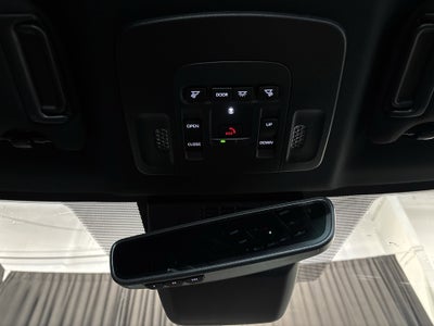 2026 Toyota Camry SE FWD