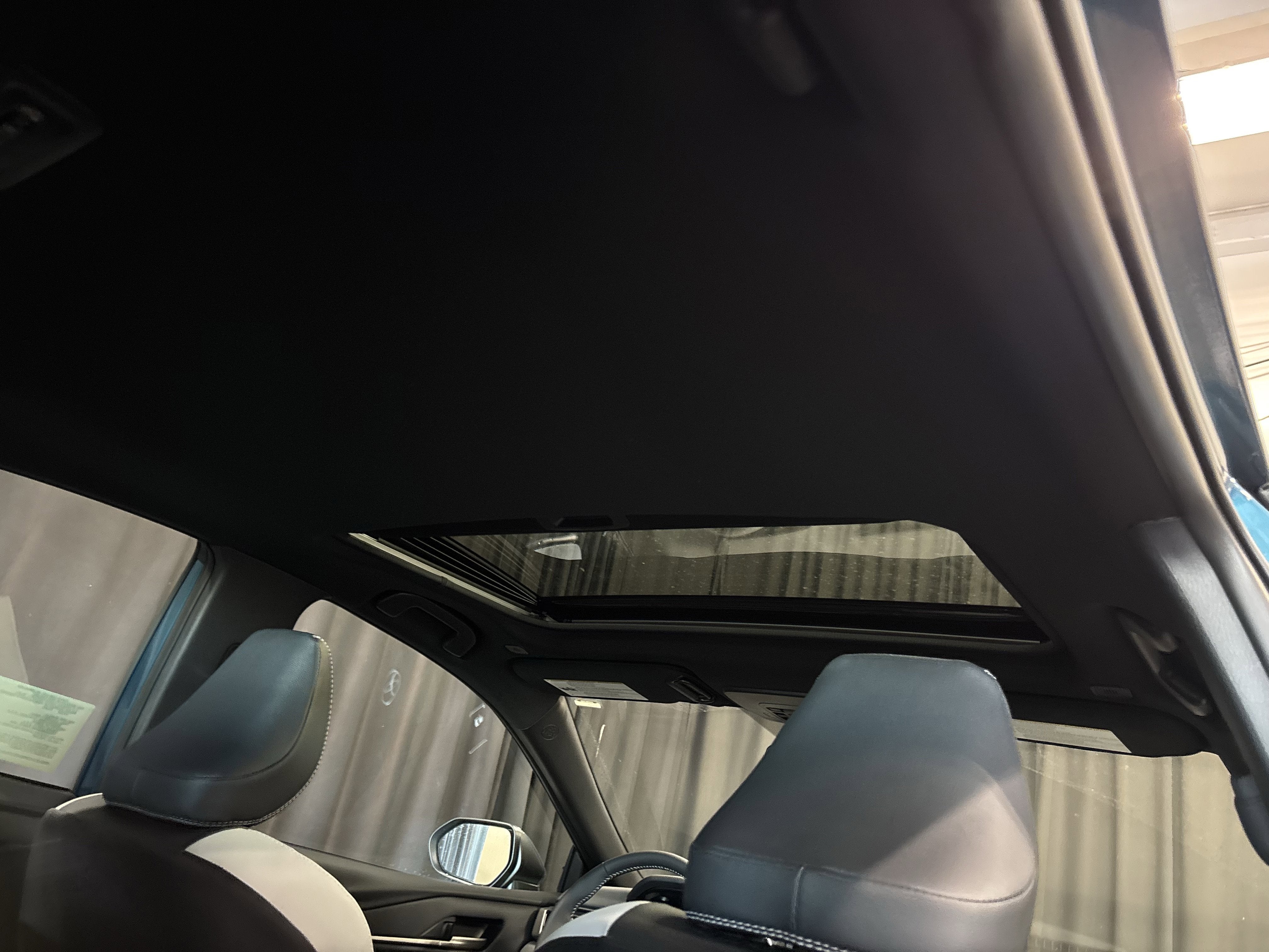 2026 Toyota Camry SE FWD