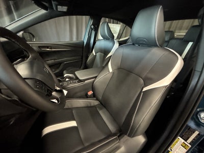 2026 Toyota Camry SE FWD