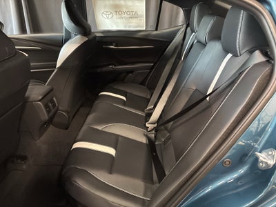 2026 Toyota Camry SE FWD