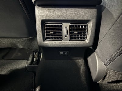 2026 Toyota Camry SE FWD