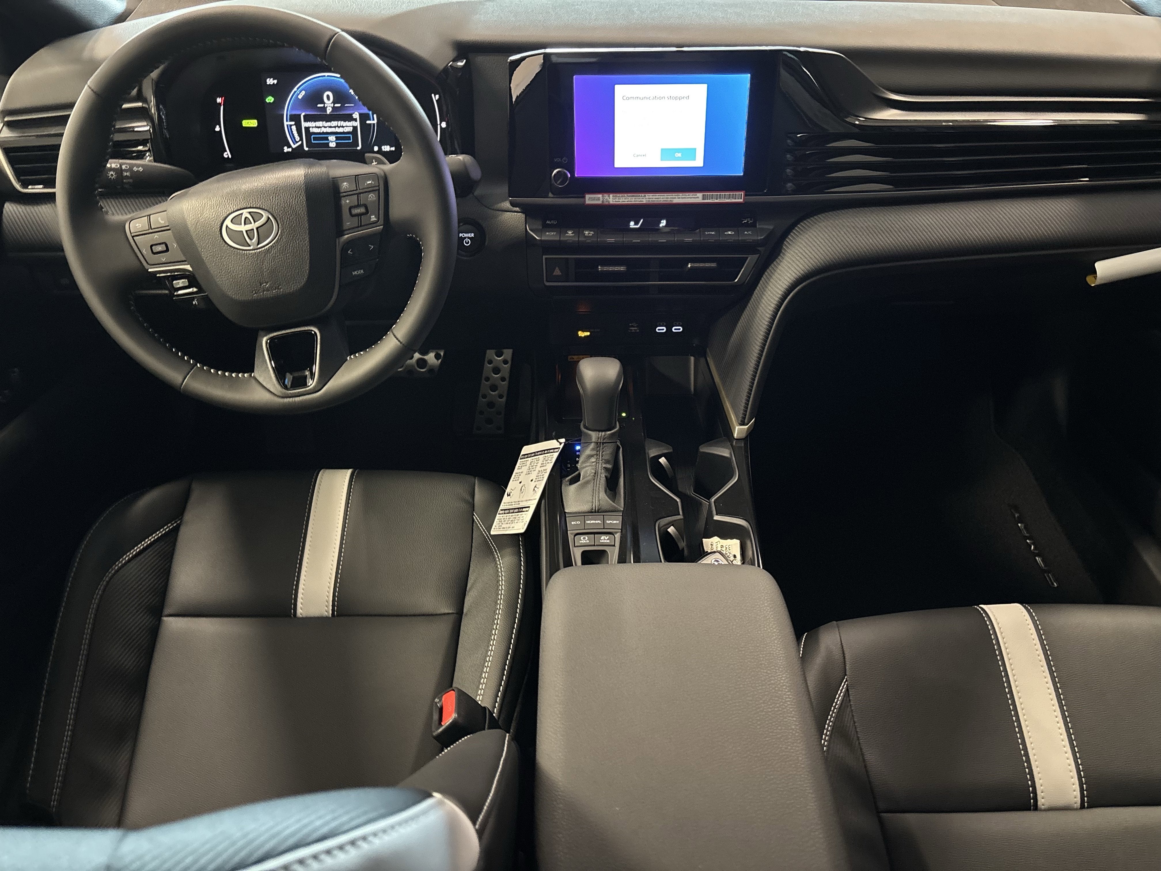 2026 Toyota Camry SE FWD