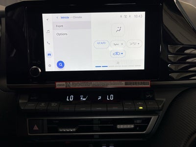 2026 Toyota Camry SE FWD