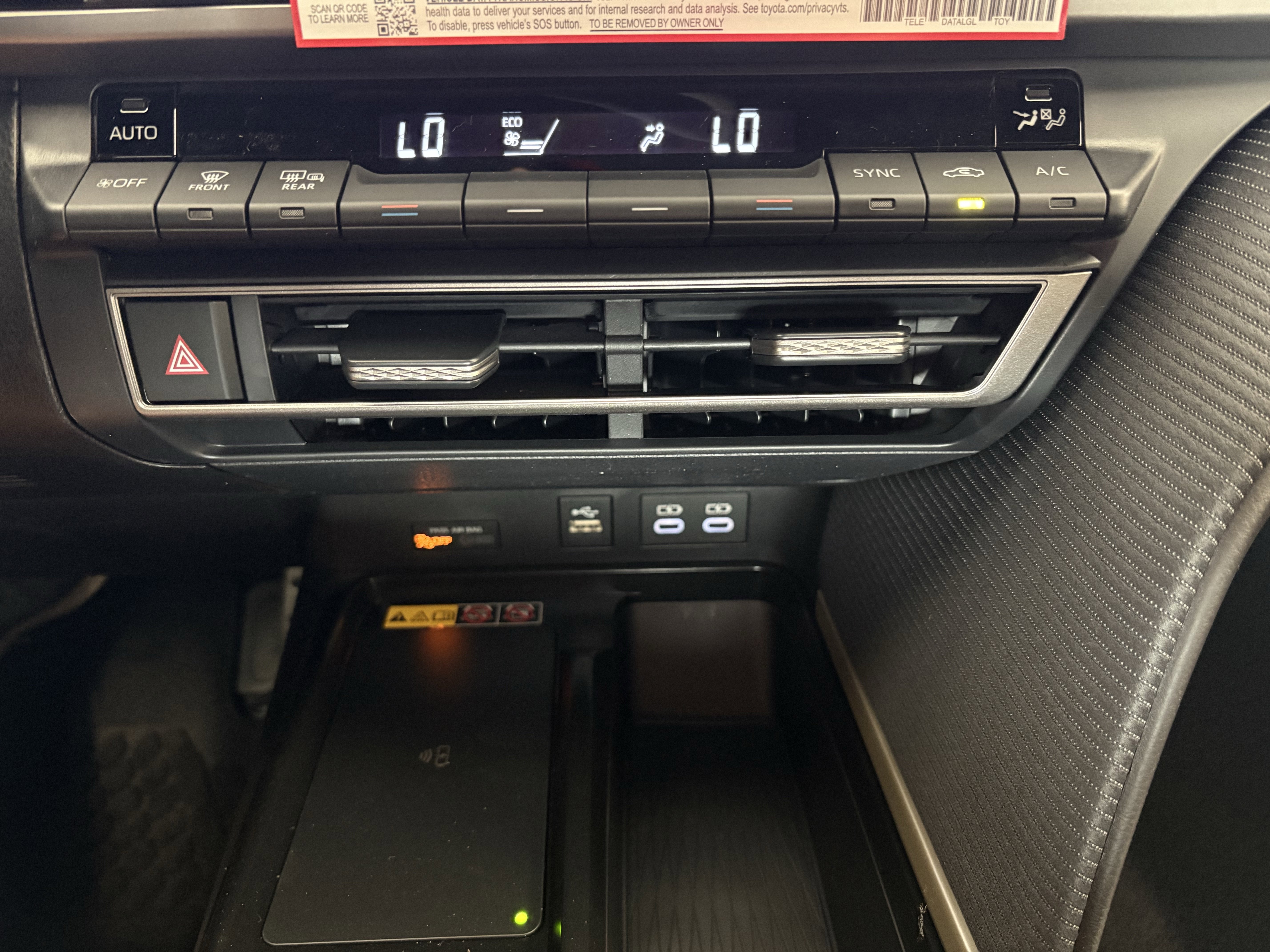 2026 Toyota Camry SE FWD